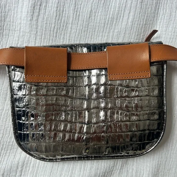 Clare V Metallic Silver Crossbody with Tan Accents - Picture 10 of 12